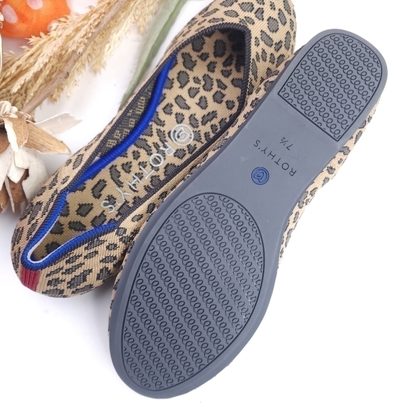 ROTHY'S Leopard Print Ballet Flats Sz 7.5 - Picture 6 of 10
